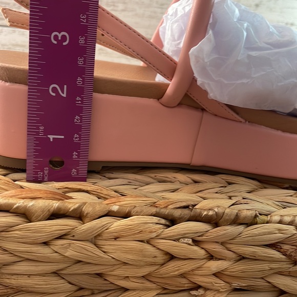 Chinese Laundry Skippy sandal in Pink color size 9.5. - Picture 8 of 13